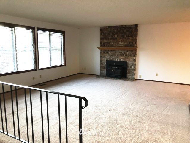12928 Southeast 159th Street Renton, WA 98058 - Photo 5 of 22 Gallery Image 5