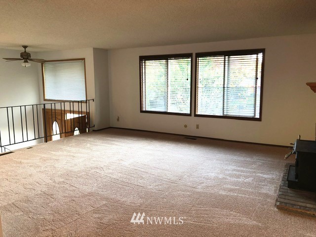 12928 Southeast 159th Street Renton, WA 98058 - Photo 6 of 22 Gallery Image 6