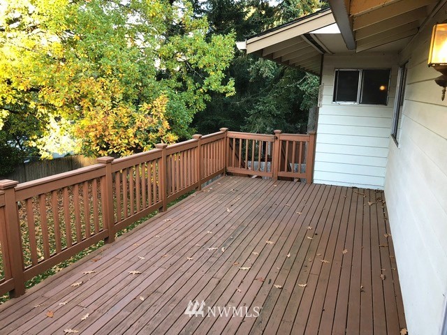 12928 Southeast 159th Street Renton, WA 98058 - Photo 10 of 22 Gallery Image 10