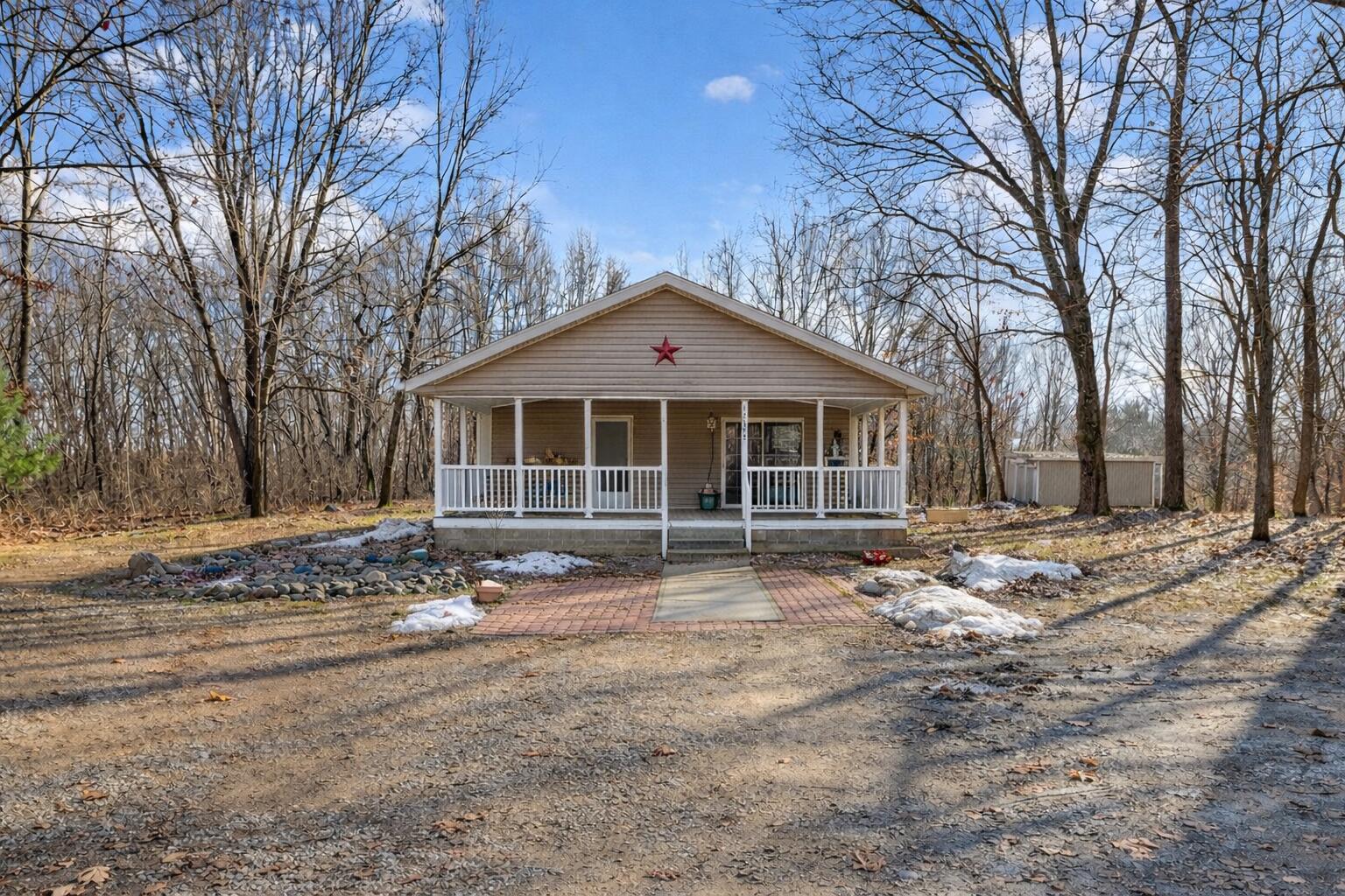 42165 85th Avenue Decatur, MI 49045 - Photo 1 of 14 front view