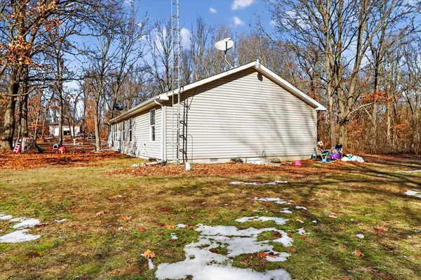 $175,000 | 42165 85th Avenue, Decatur, MI 49045