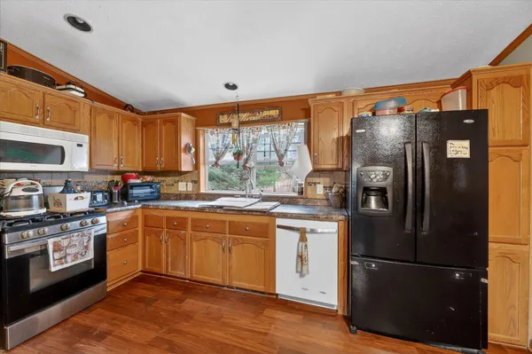 $175,000 | 42165 85th Avenue, Decatur, MI 49045