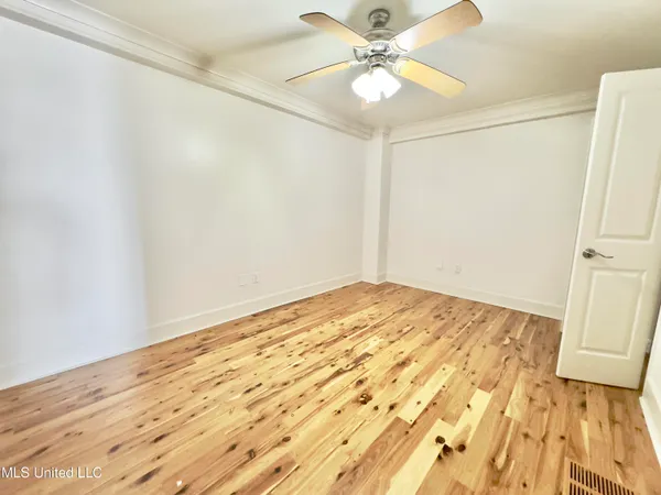 $1,500 | 308 East Pearl Street, Unit 904, Jackson, MS 39201