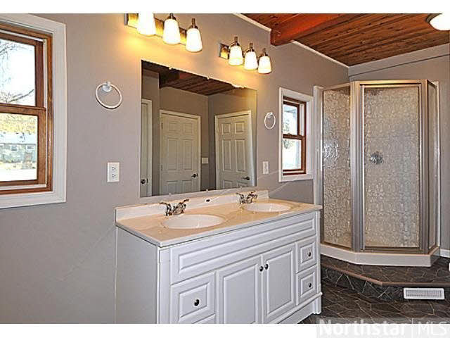 610 Short Street Faribault, MN 55021 - Photo 10 of 18 Gallery Image 10