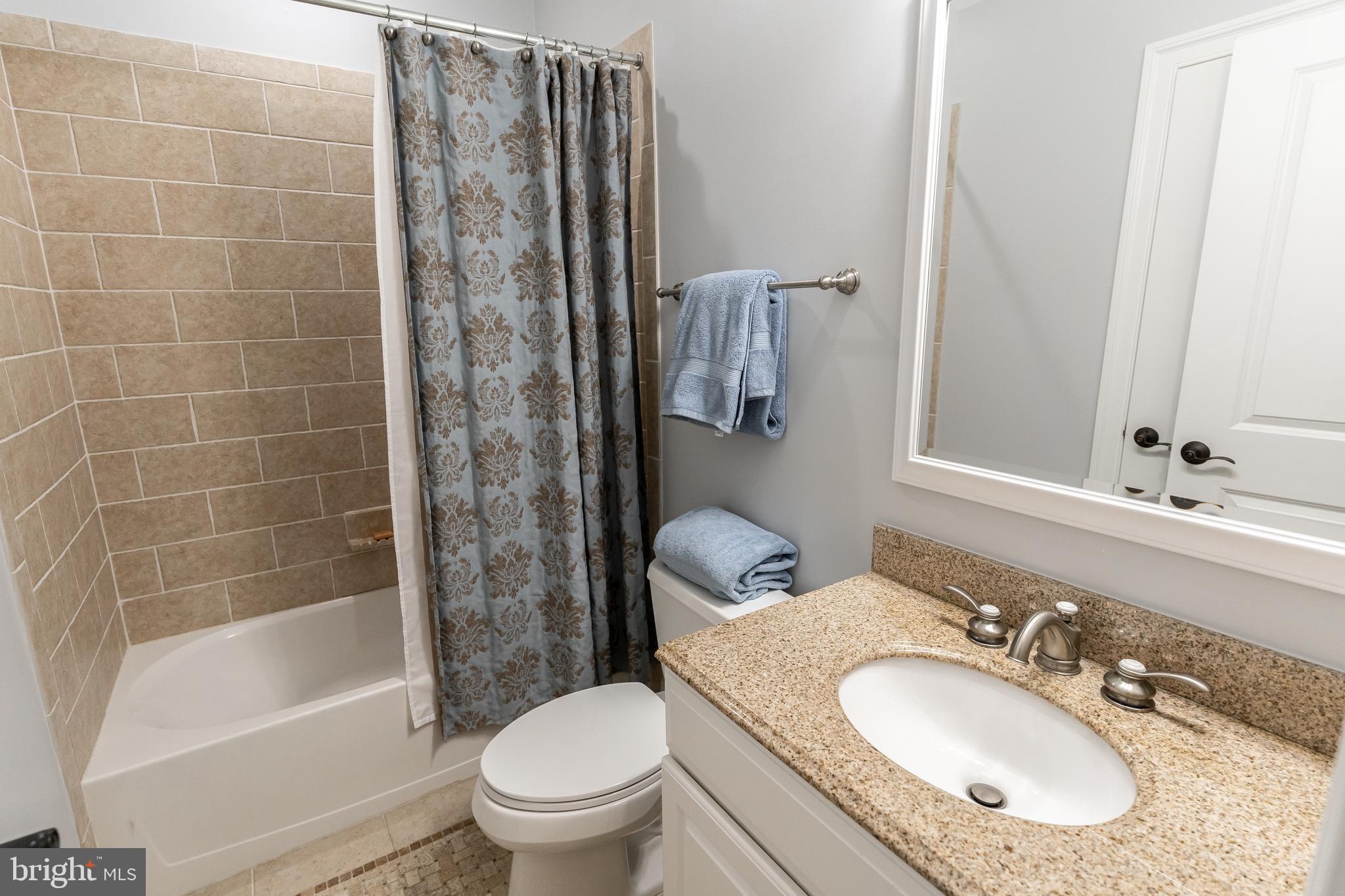 8582 Brickyard Road Potomac, MD 20854 - Photo 31 of 35 Private Bath