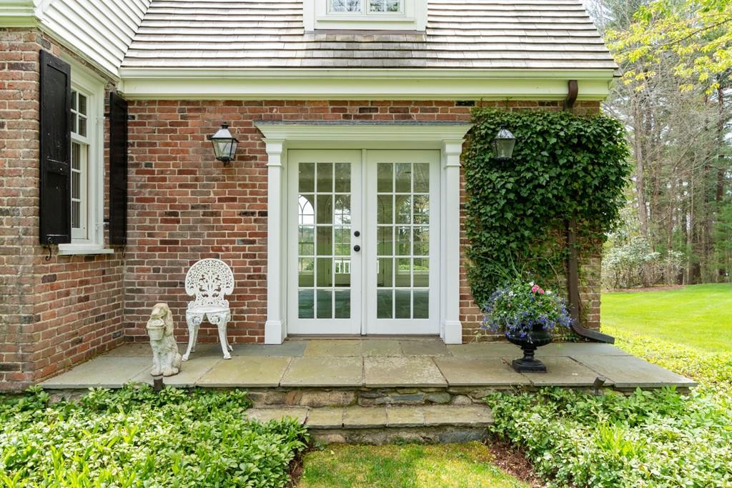 235 River Street Norwell, MA 02061 - Photo 4 of 39