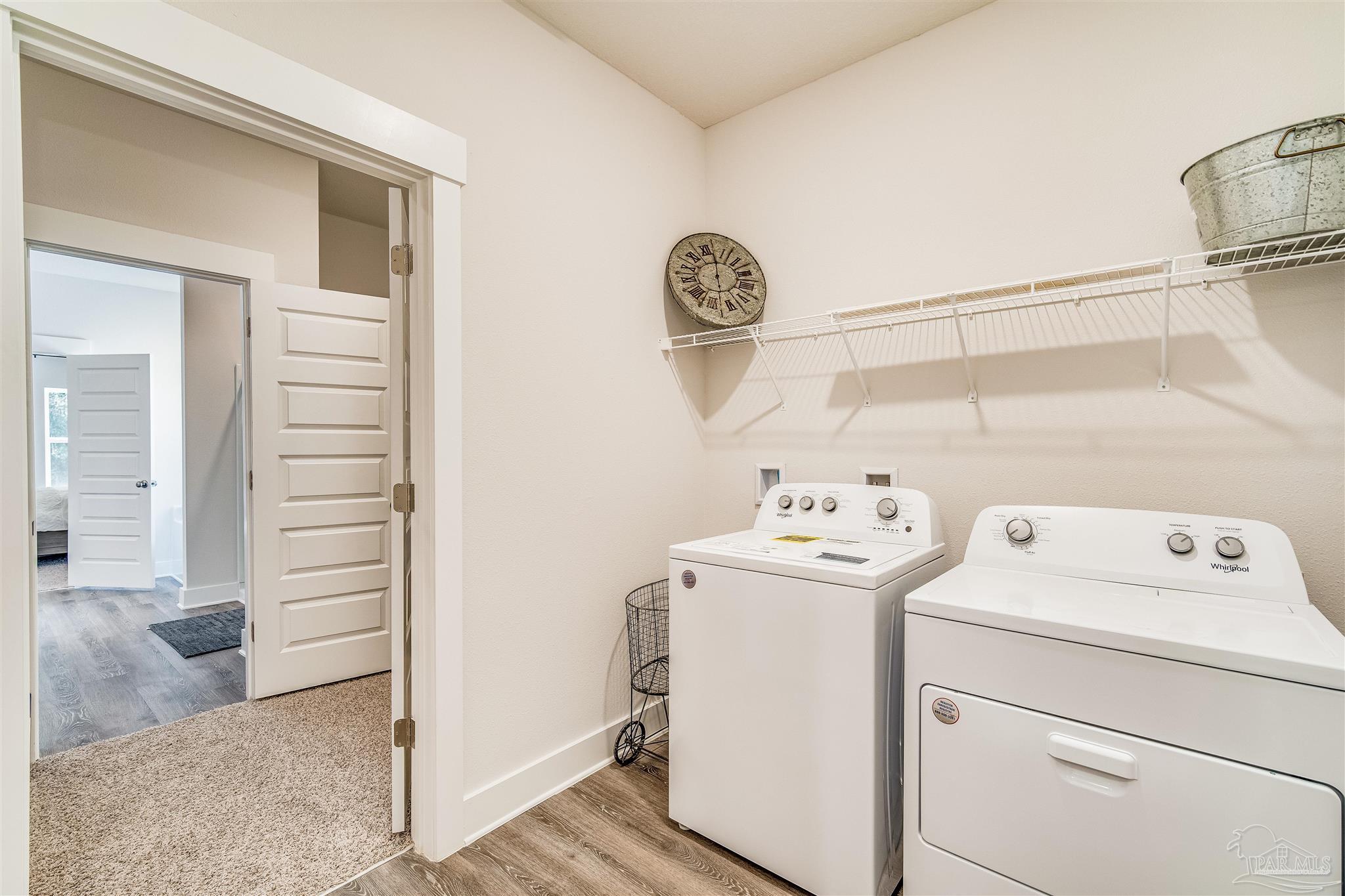 5780 Windham Road Milton, FL 32570 - Photo 35 of 37 a utility room with dryer and washer