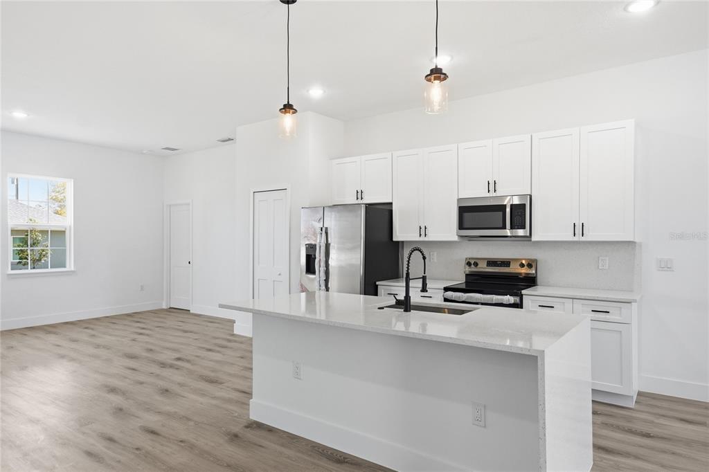 7518 Southwest 128th Street Ocala, FL 34473 - Photo 11 of 37