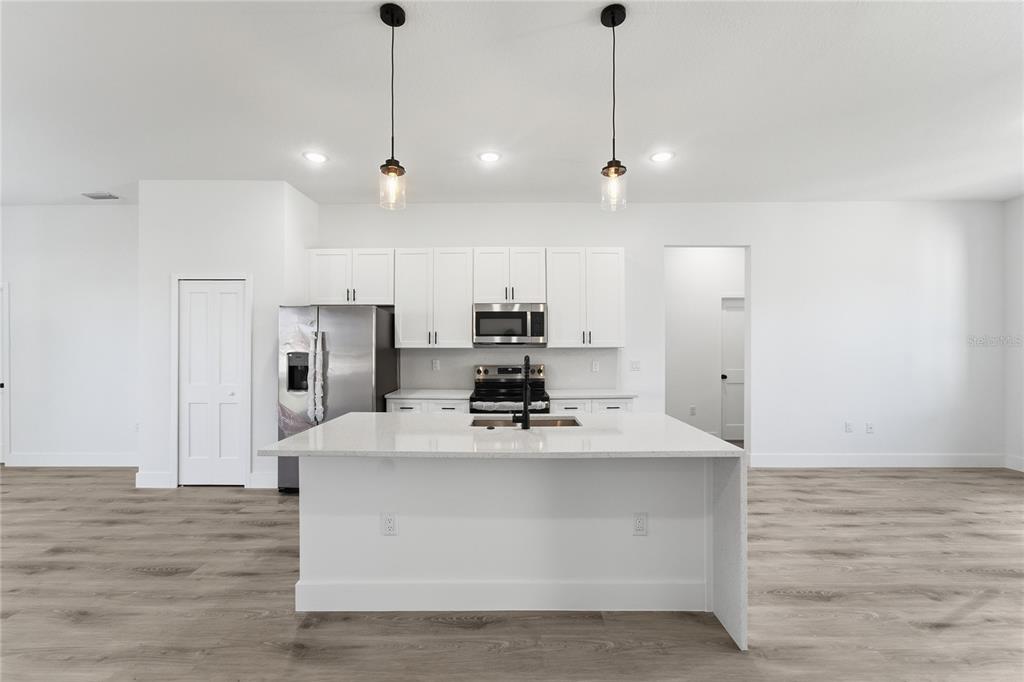 7518 Southwest 128th Street Ocala, FL 34473 - Photo 12 of 37