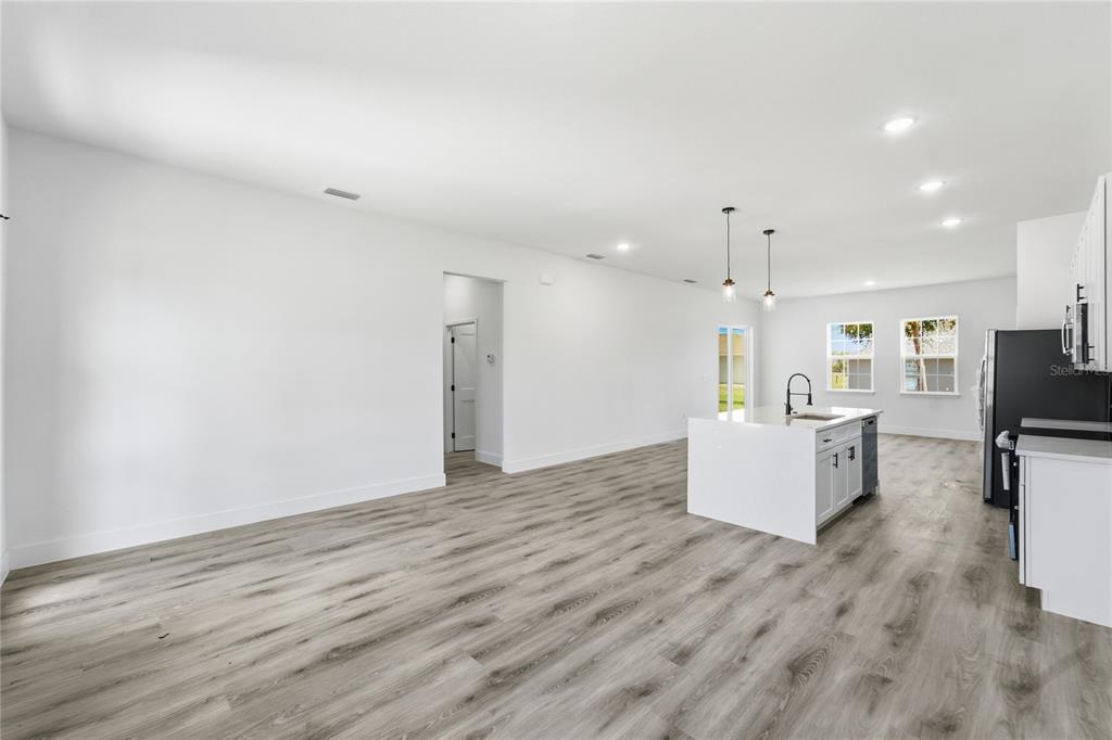 7518 Southwest 128th Street Ocala, FL 34473 - Photo 9 of 37