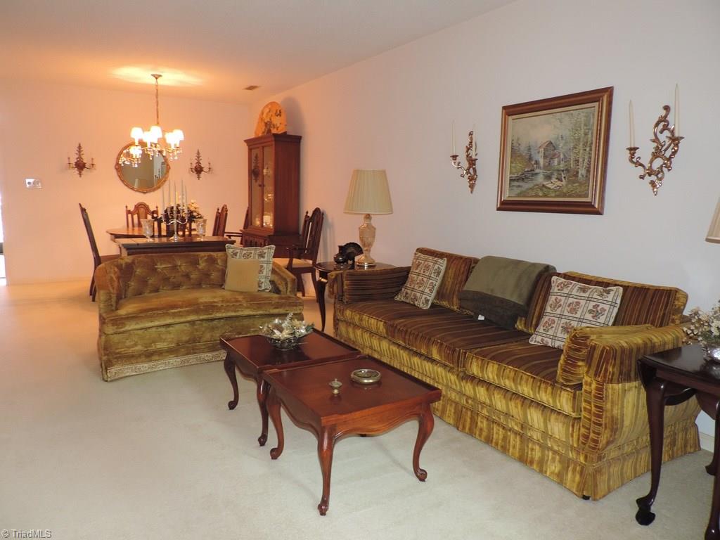1607 Ternberry Road High Point, NC 27262 - Photo 6 of 15 Gallery Image 6