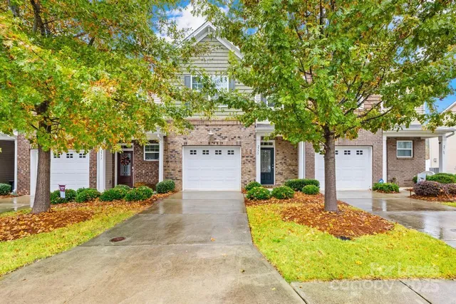 $1,860 | 2773 Sawbridge Lane, Gastonia, NC 28056