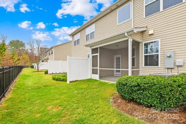 $1,860 | 2773 Sawbridge Lane, Gastonia, NC 28056