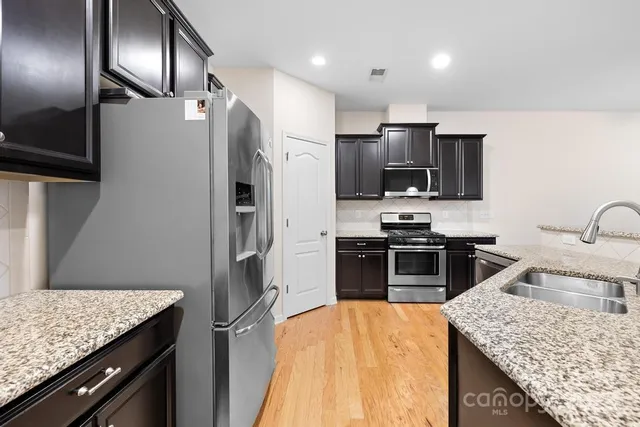 $1,860 | 2773 Sawbridge Lane, Gastonia, NC 28056