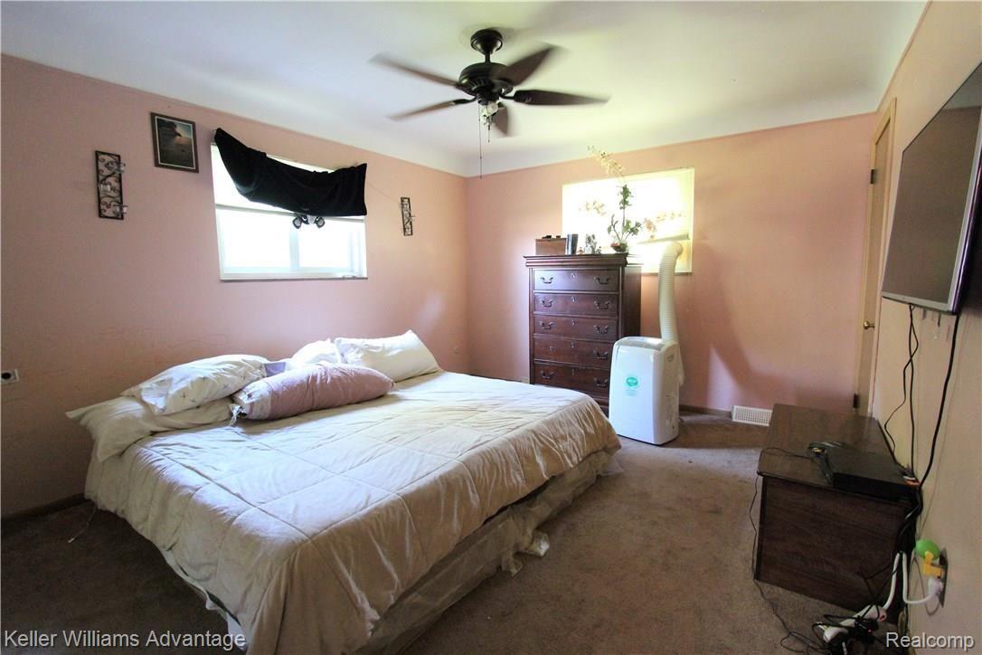 19151 Meadowbrook Road Northville, MI 48167 - Photo 11 of 12 Master.jpg