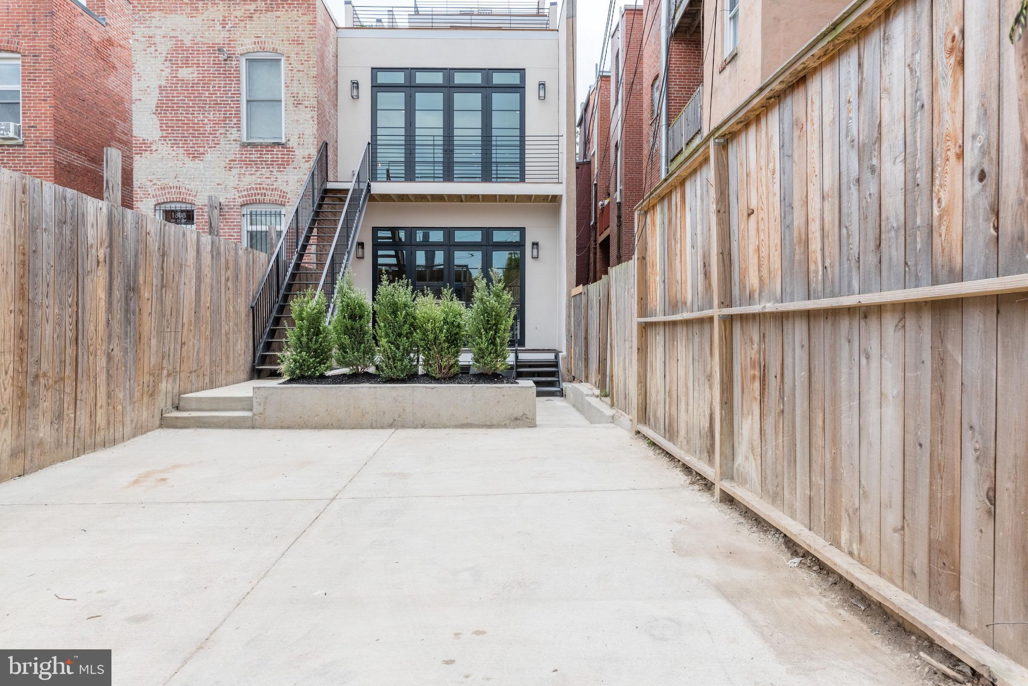 1806 9th Street Northwest, Unit 1 Washington, DC 20001 - Photo 32 of 34