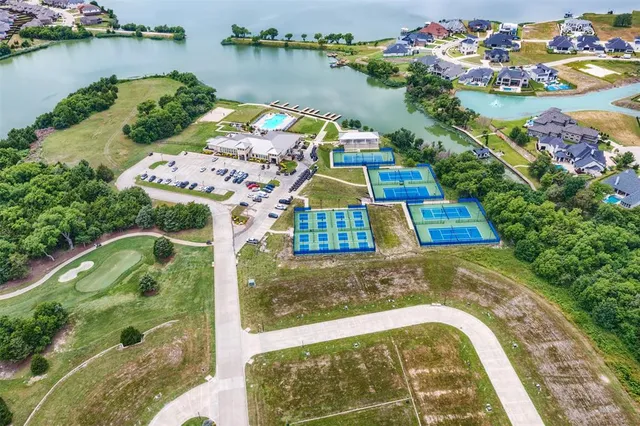 $3,300 | 2536 Governors Boulevard, Forney, TX 75126