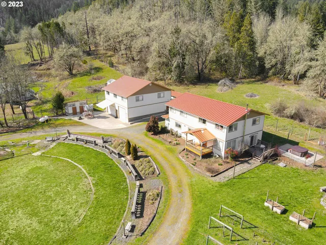 $830,000 | 375 Porter Creek Road, Winston, OR 97496