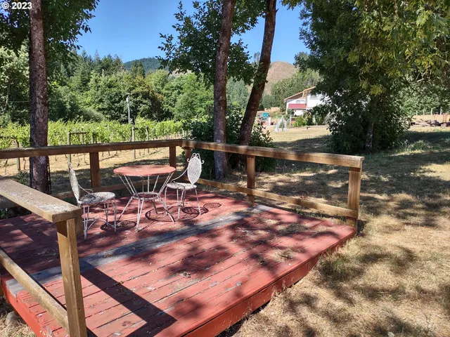 $830,000 | 375 Porter Creek Road, Winston, OR 97496