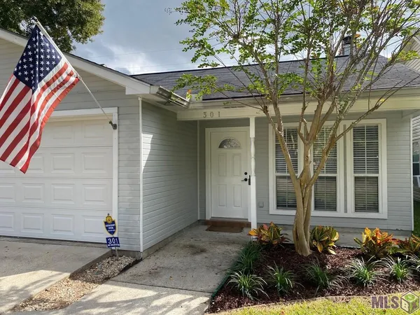 $1,850 | 301 Misty Creek Drive, Baton Rouge, LA 70808