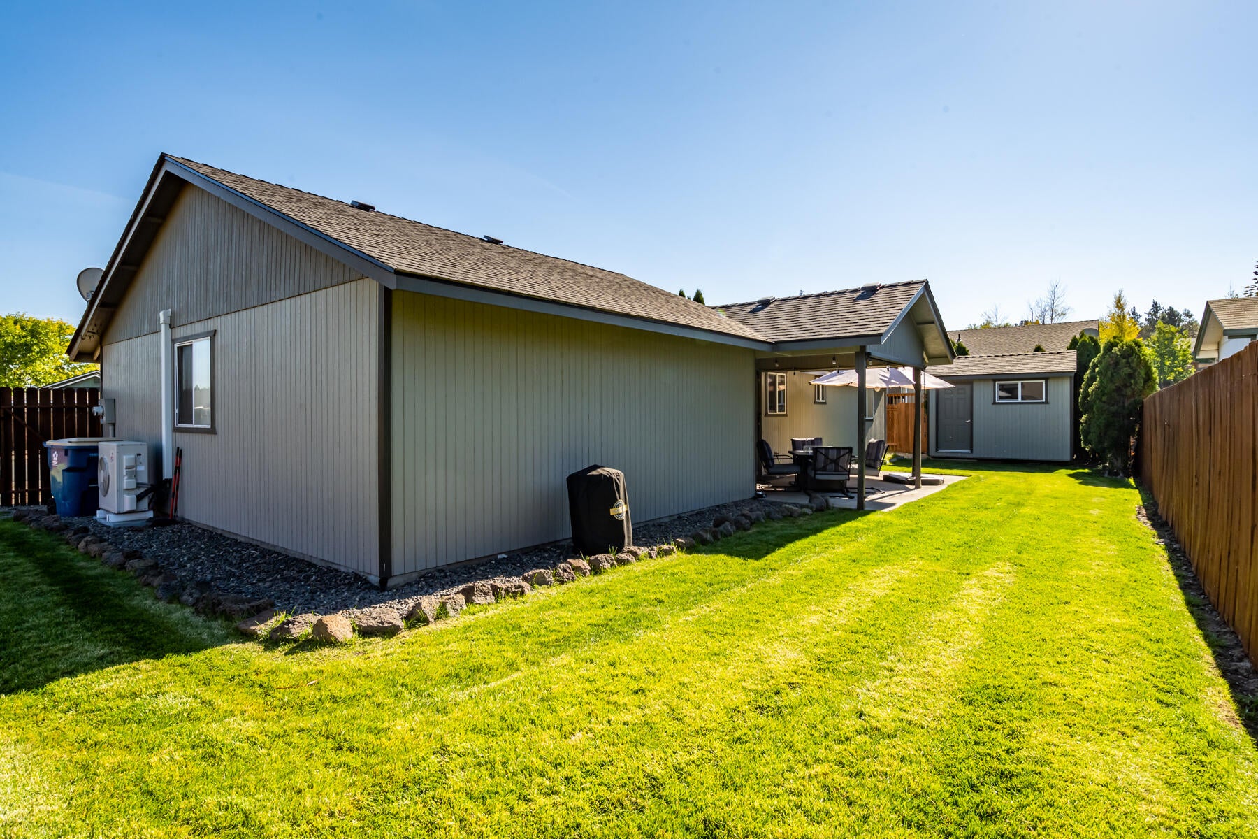 2271 Southwest 33rd Street Redmond, OR 97756 - Photo 26 of 31 JH5_4165