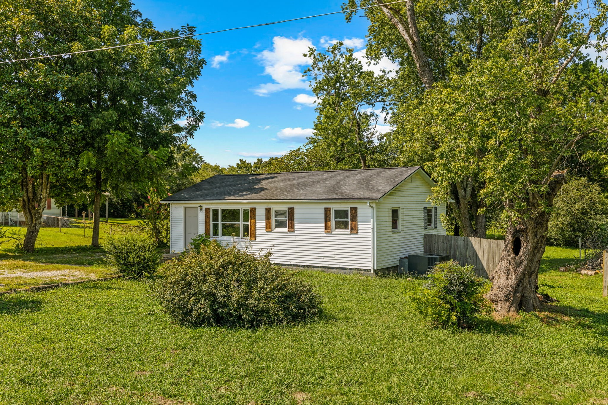 621 Dixon Branch Road Loretto, TN 38469 - Photo 17 of 19 Gallery Image 17