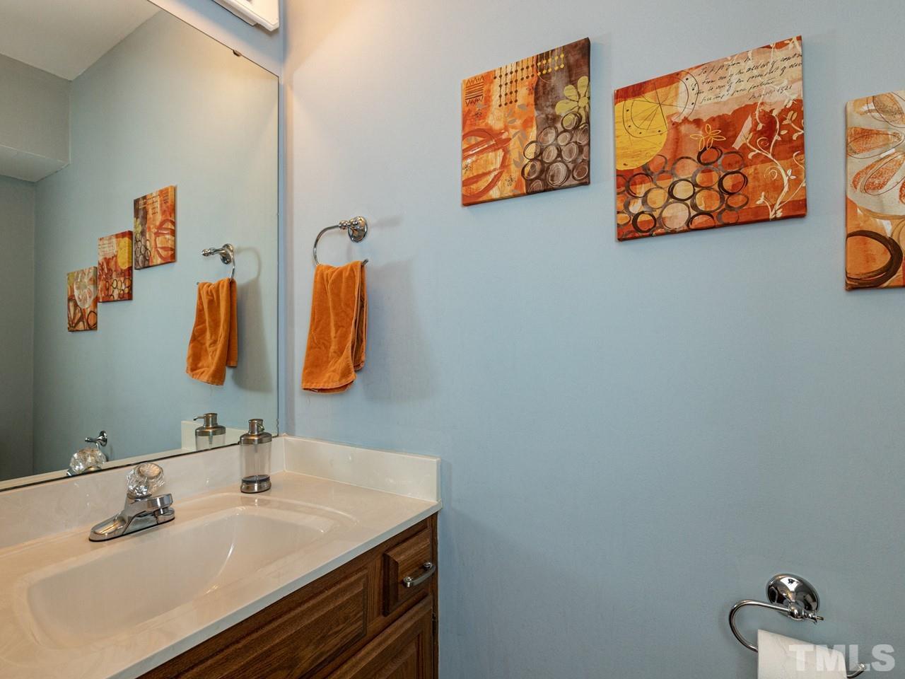 10116 Goodview Court Raleigh, NC 27613 - Photo 6 of 28