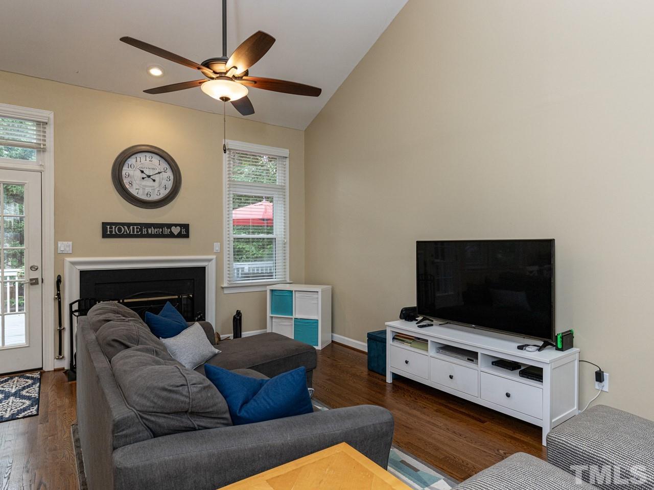 10116 Goodview Court Raleigh, NC 27613 - Photo 9 of 28
