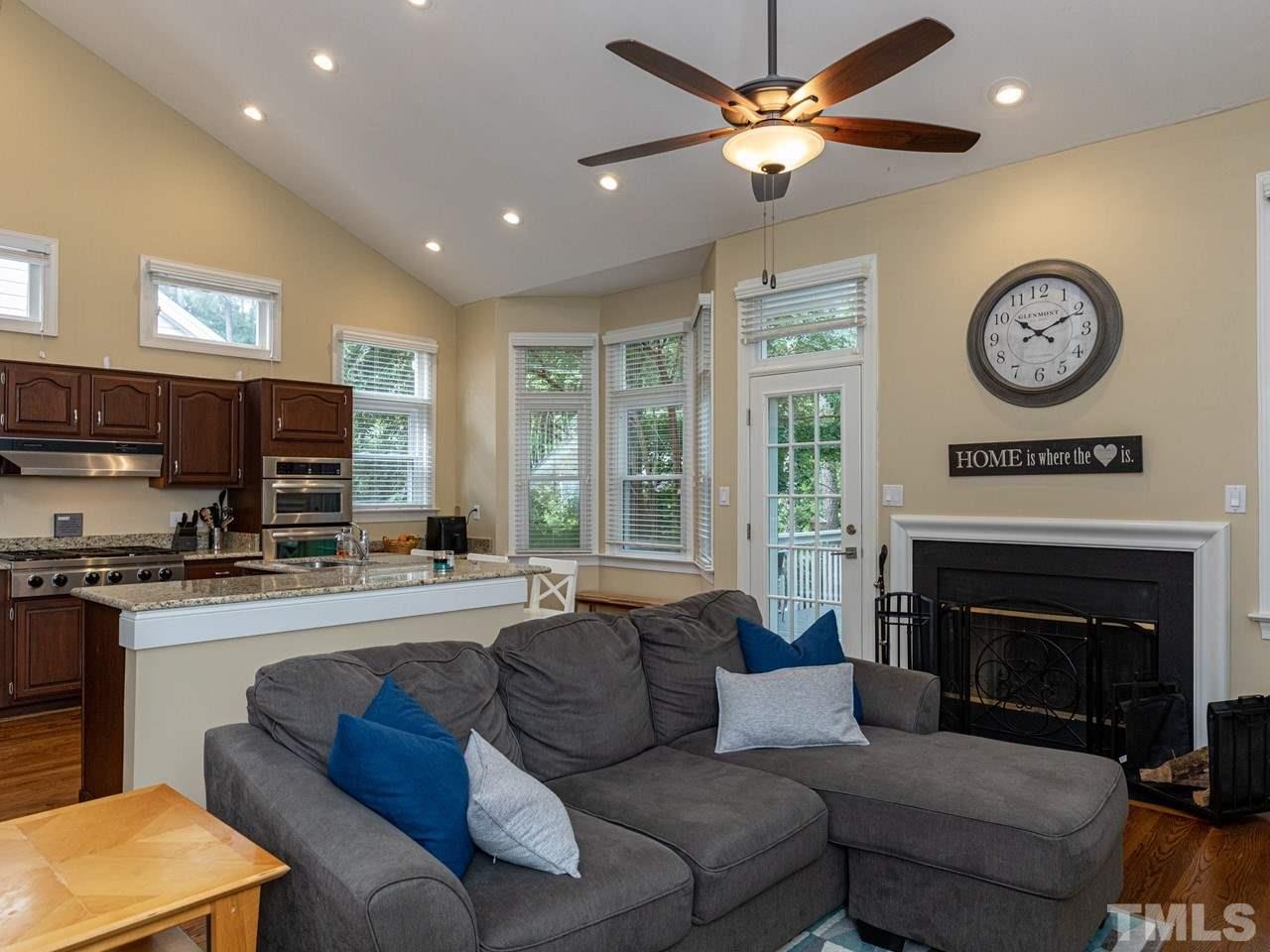 10116 Goodview Court Raleigh, NC 27613 - Photo 10 of 28