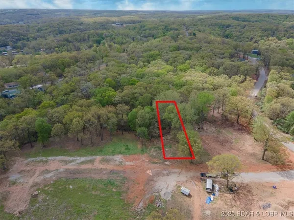 $28,500 | Lot 27 Woodland Court, Linn Creek, MO 65052
