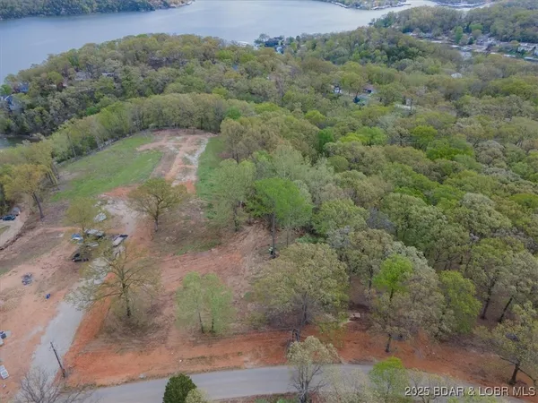 $28,500 | Lot 27 Woodland Court, Linn Creek, MO 65052