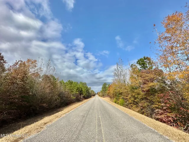 $85,000 | 3 County Road 3122, French Camp, MS 39745