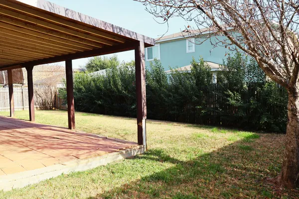 $2,000 | 104 Golden Gate Drive, Leander, TX 78641