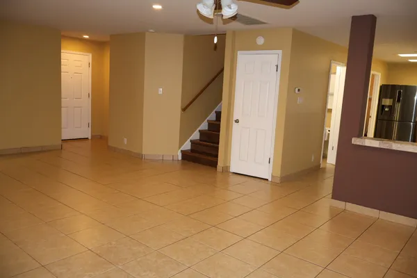 a view of an entryway with a livingroom