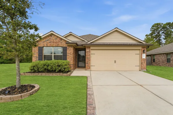 $309,995 | 9407 Paloma Creek Drive, Tomball, TX 77375
