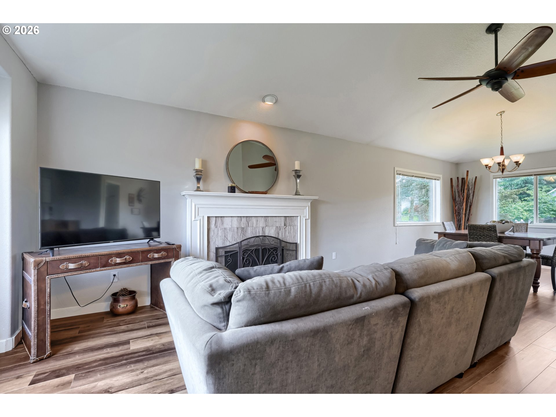 630 Northwest Klickitat Street Camas, WA 98607 - Photo 7 of 35