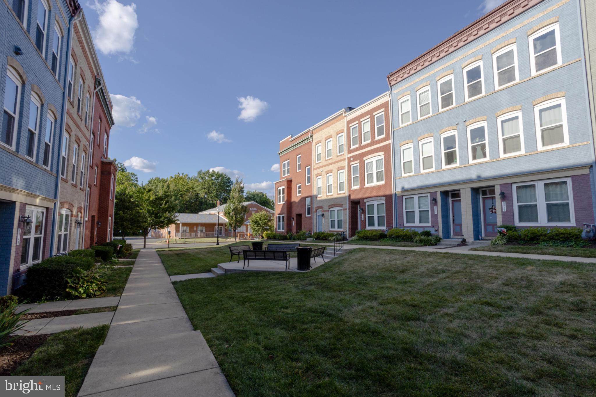 8941 Quarry Road Manassas, VA 20110 - Photo 2 of 44 Charming courtyard in vibrant residential complex.