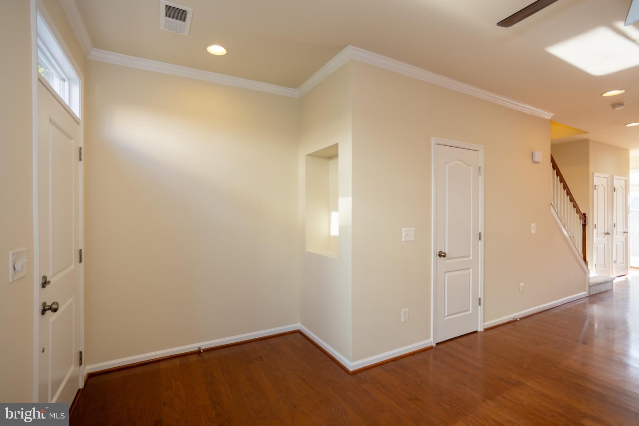 8941 Quarry Road Manassas, VA 20110 - Photo 21 of 44 Bright and inviting entryway with warm tones.
