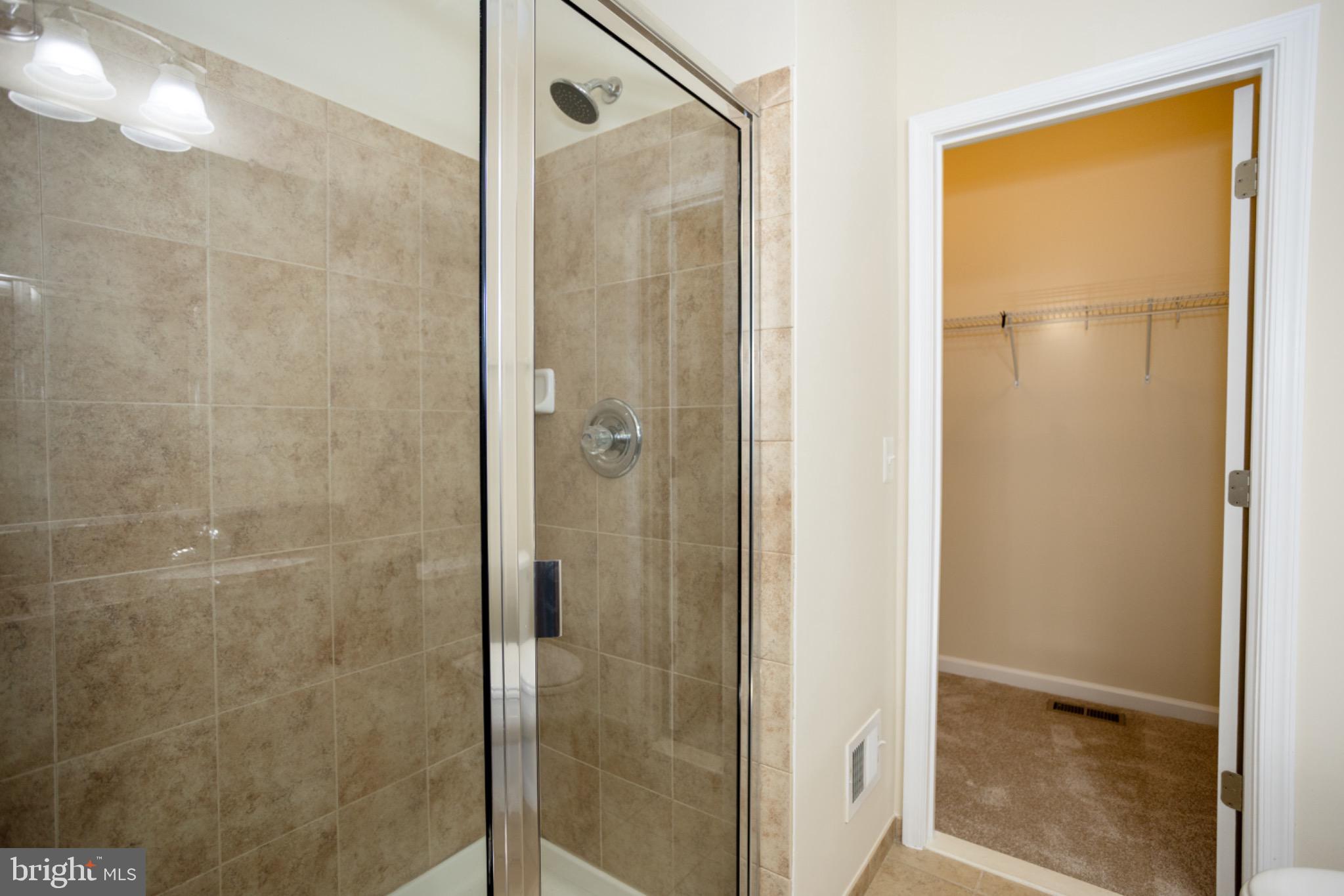 8941 Quarry Road Manassas, VA 20110 - Photo 25 of 44 Primary Bathroom on 2nd Floor
