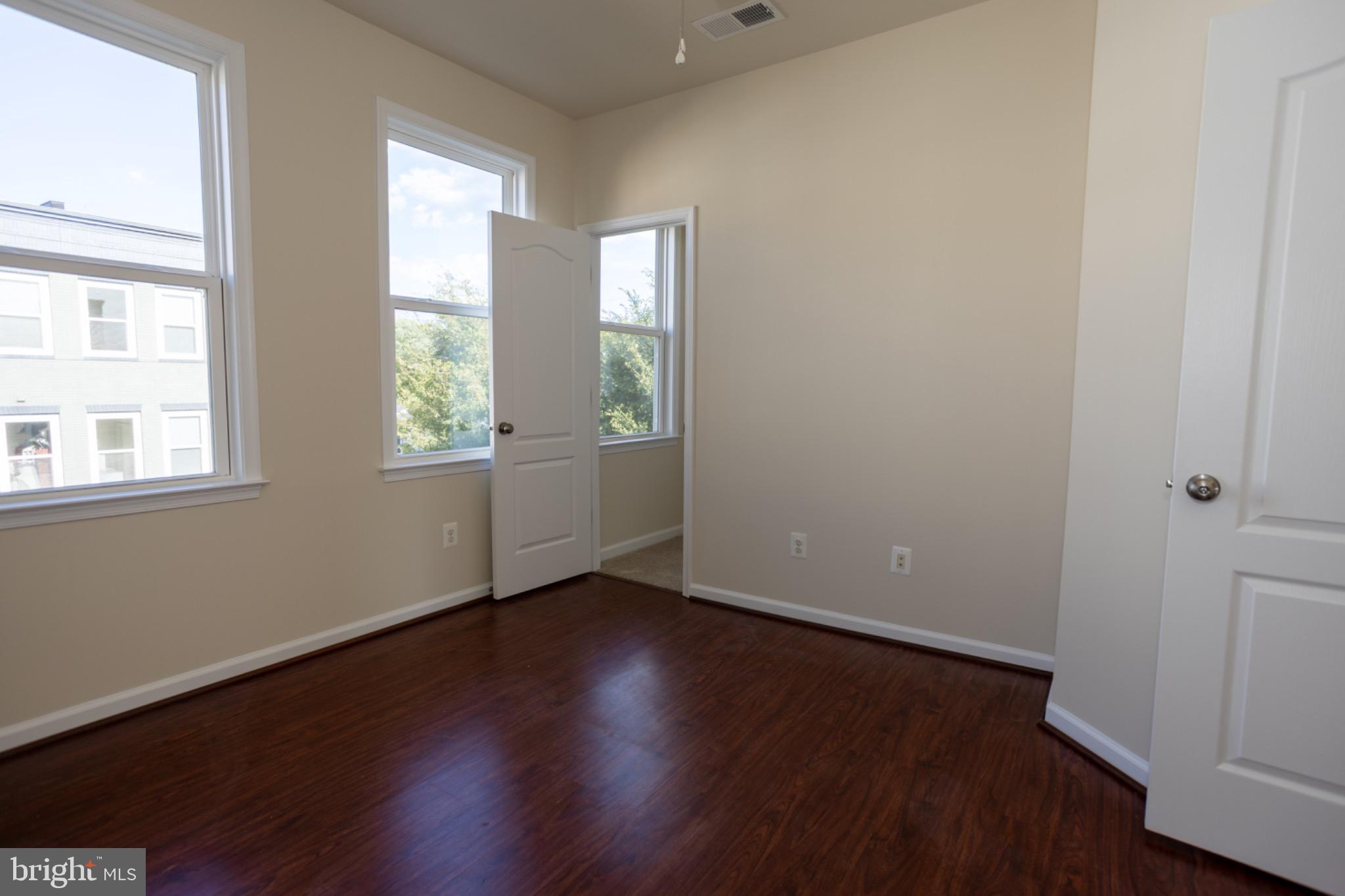 8941 Quarry Road Manassas, VA 20110 - Photo 36 of 44 3rd Floor Bedroom 2