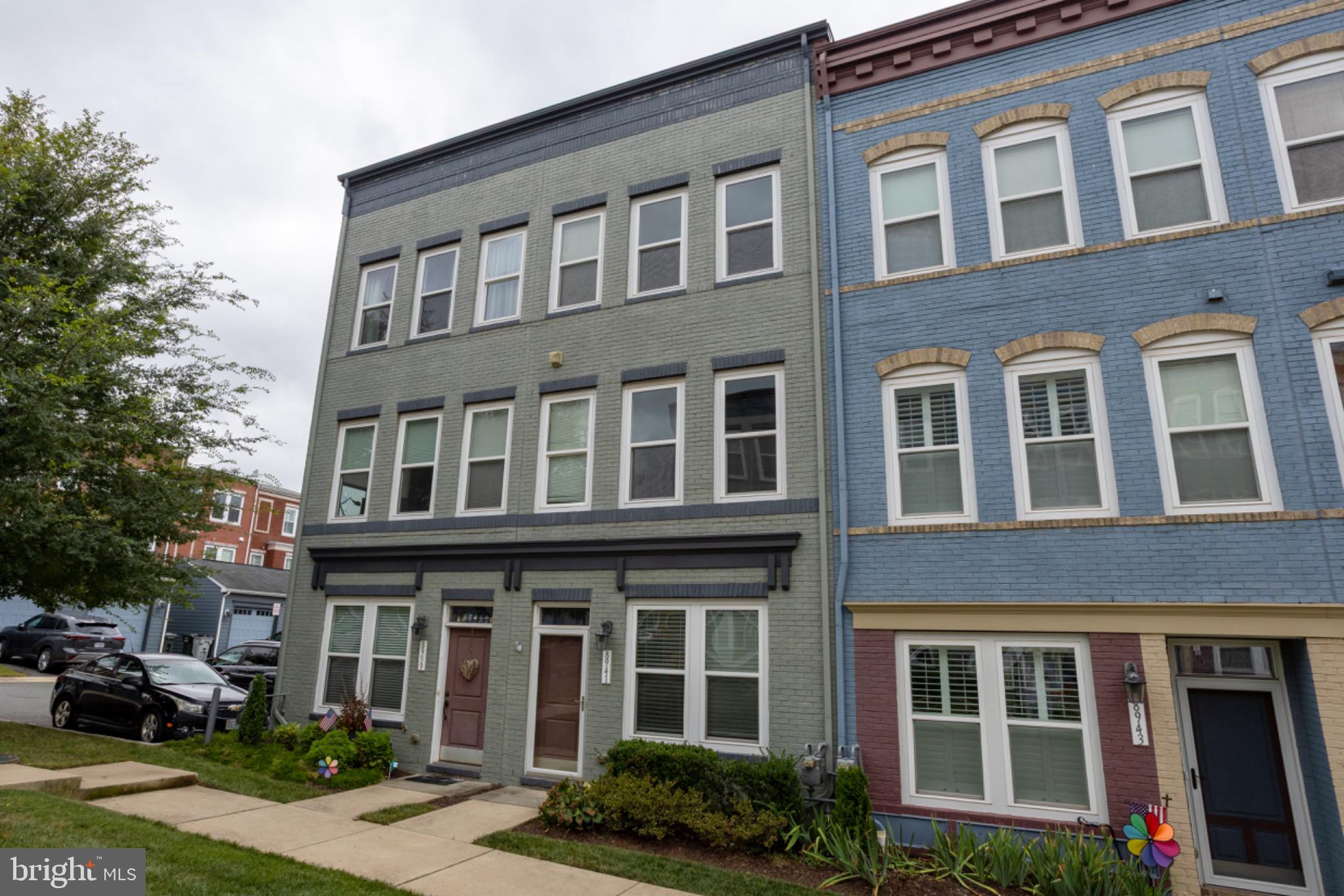 8941 Quarry Road Manassas, VA 20110 - Photo 42 of 44 Charming urban townhouse with modern appeal.