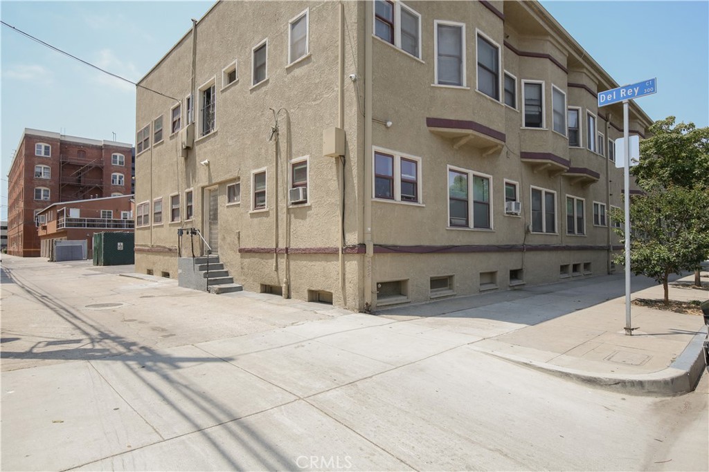 354 Chestnut Avenue, Unit 33 Long Beach, CA 90802 - Photo 12 of 12