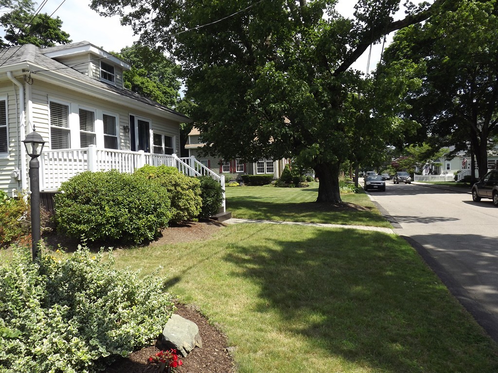 65 Reed Avenue Weymouth, MA 02190 - Photo 5 of 27 Gallery Image 5