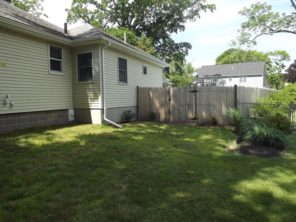 65 Reed Avenue Weymouth, MA 02190 - Photo 8 of 27 Gallery Image 8