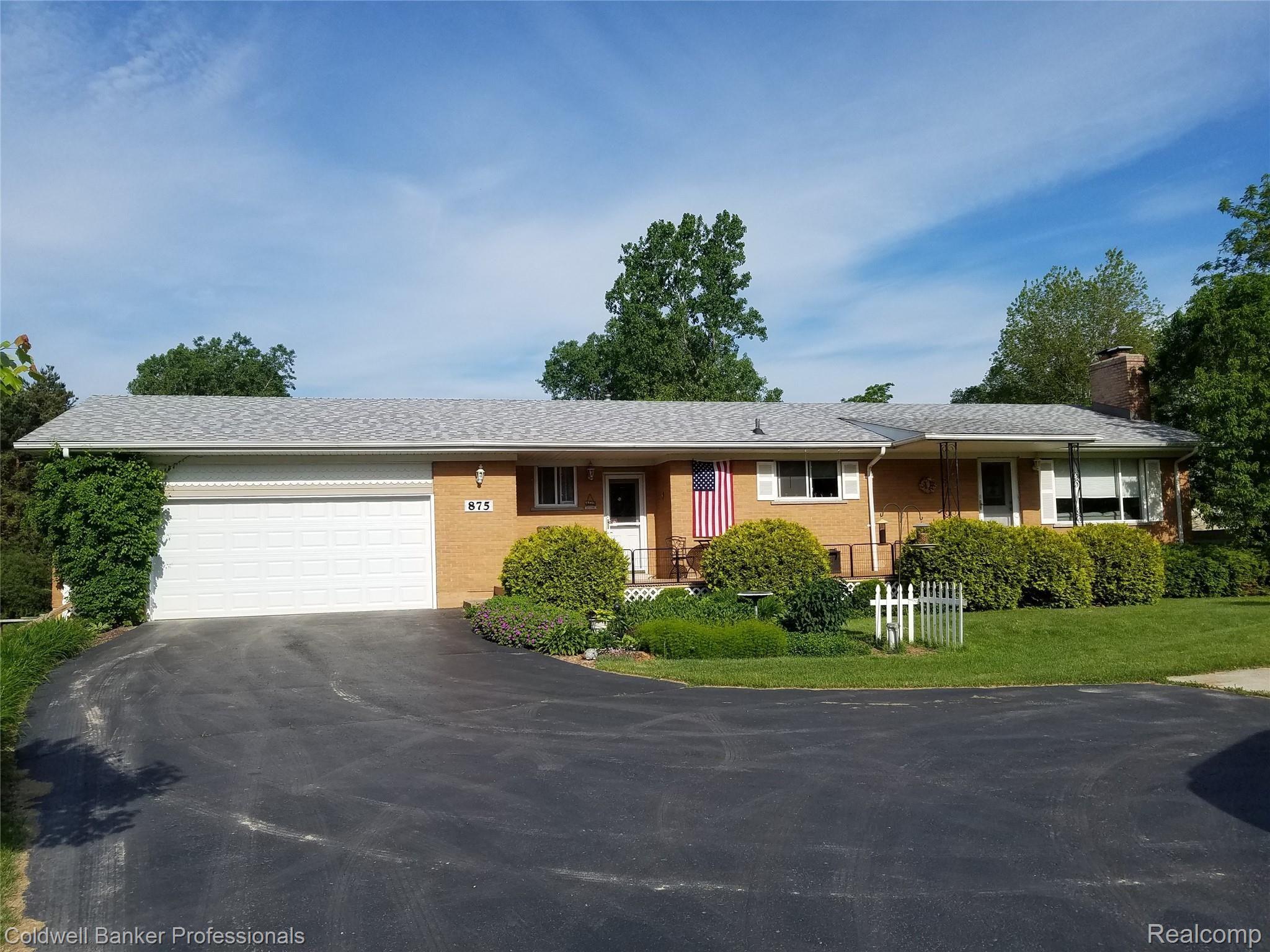 875 North Baldwin Road Oxford, MI 48371 - Photo 1 of 59 20190612_090948.jpg