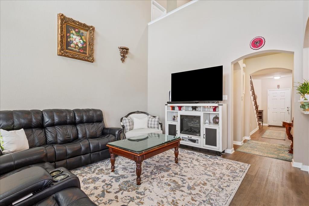 10205 Mickler Lane Waco, TX 76708 - Photo 7 of 35