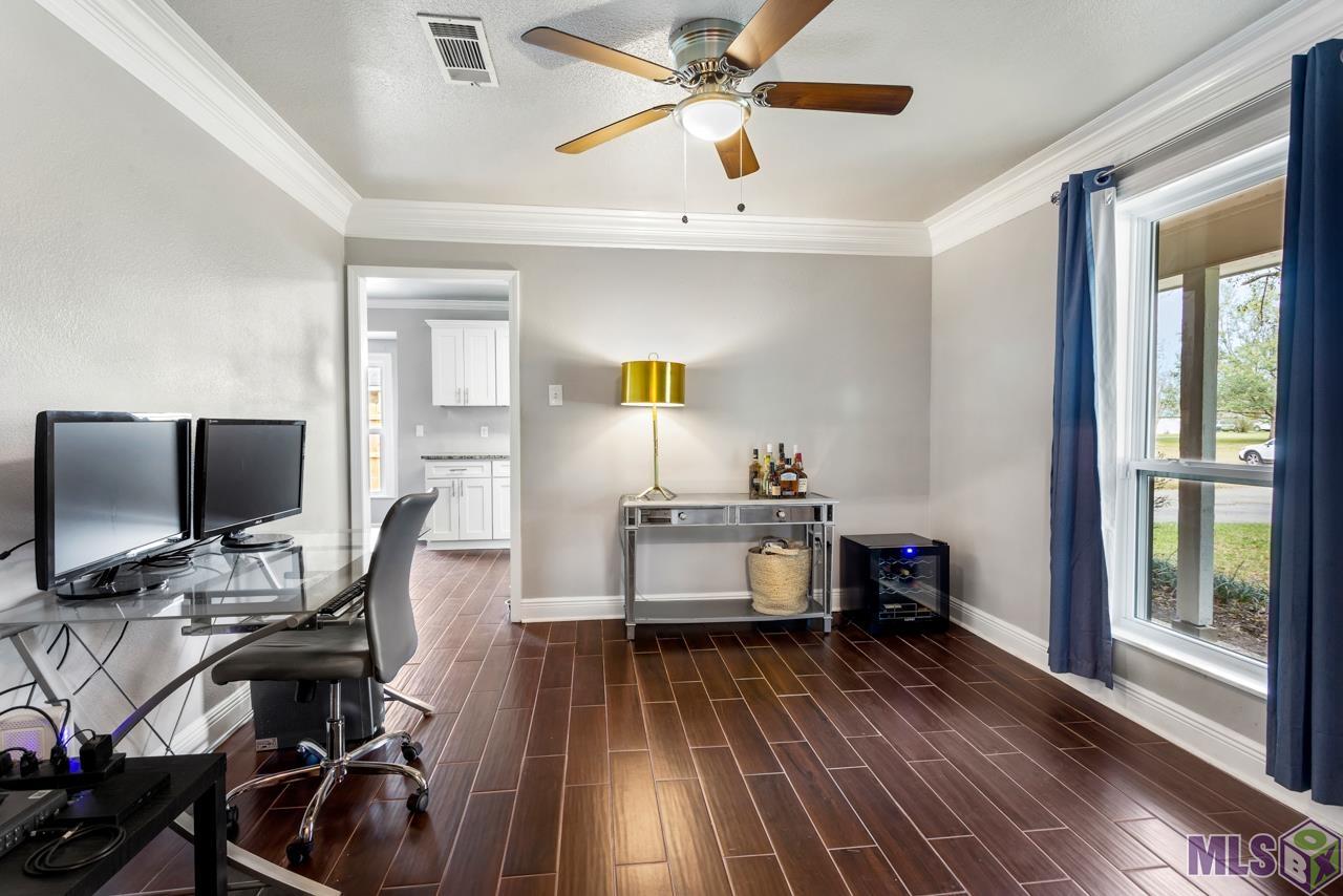7232 Barringer Court Baton Rouge, LA 70817 - Photo 6 of 16 Gallery Image 6