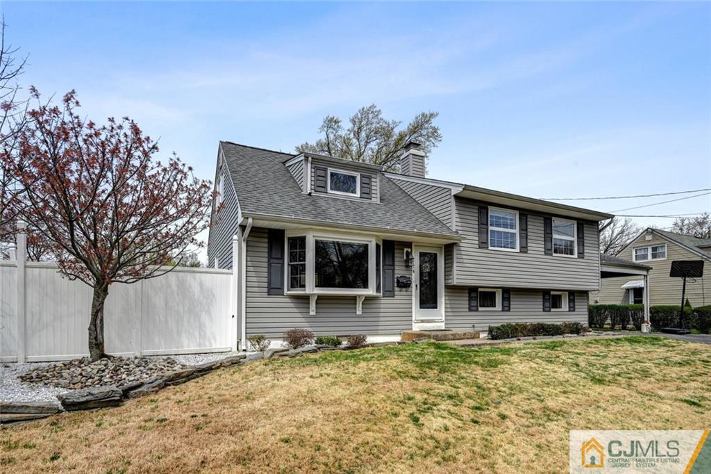 16 Thomas Road Somerset, NJ 08873 - Photo 3 of 25 Gallery Image 3