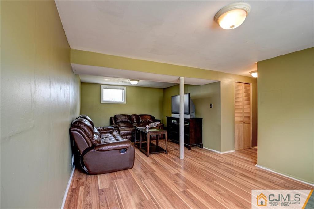 16 Thomas Road Somerset, NJ 08873 - Photo 23 of 25 Gallery Image 23