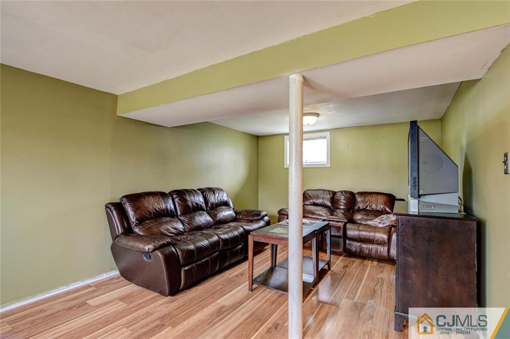 16 Thomas Road Somerset, NJ 08873 - Photo 24 of 25 Gallery Image 24